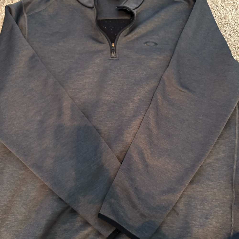 Oakley Gray Quarter-Zip Pullover